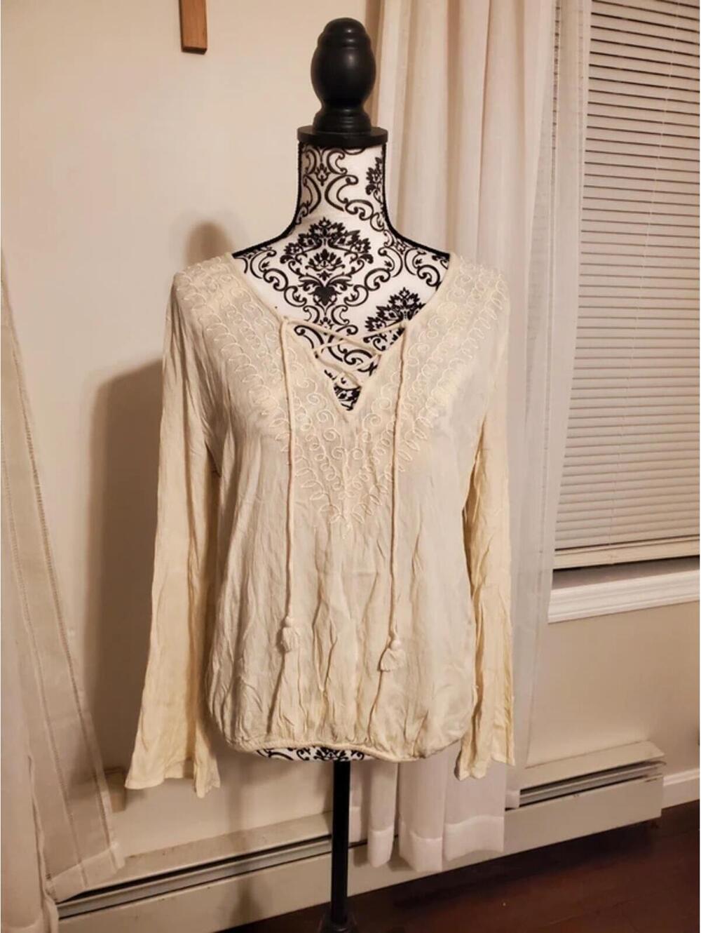 Vintage Wet Seal Lace Front Blouse with tassels